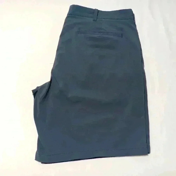 J.Crew Shorts. Men's size  36 - Picture 4 of 7